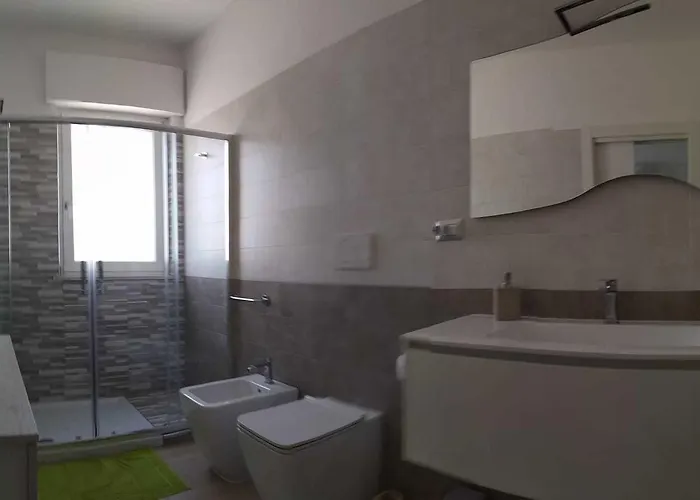 Oleum לינה וארוחת בוקר